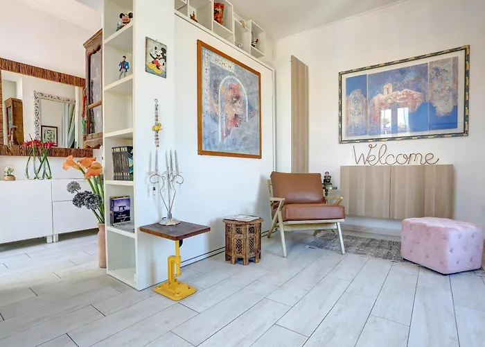 Colosseo Rooftop 36 - Exclusive Terrace, Solarium & Skyline View