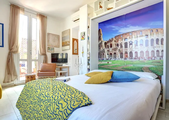 Colosseo Rooftop 36 - Exclusive Terrace, Solarium & Skyline View Apartment *