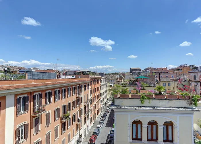 Colosseo Rooftop 36 - Exclusive Terrace, Solarium & Skyline View * Rom
